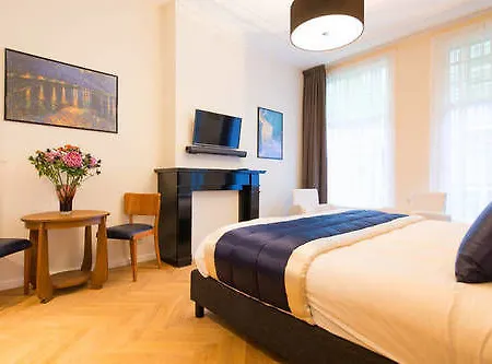 Suites Bed & Breakfast 3*
