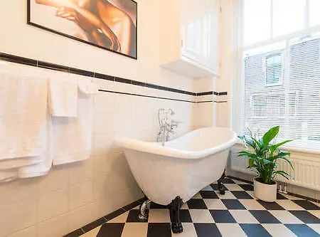 Panzió Suites 3*